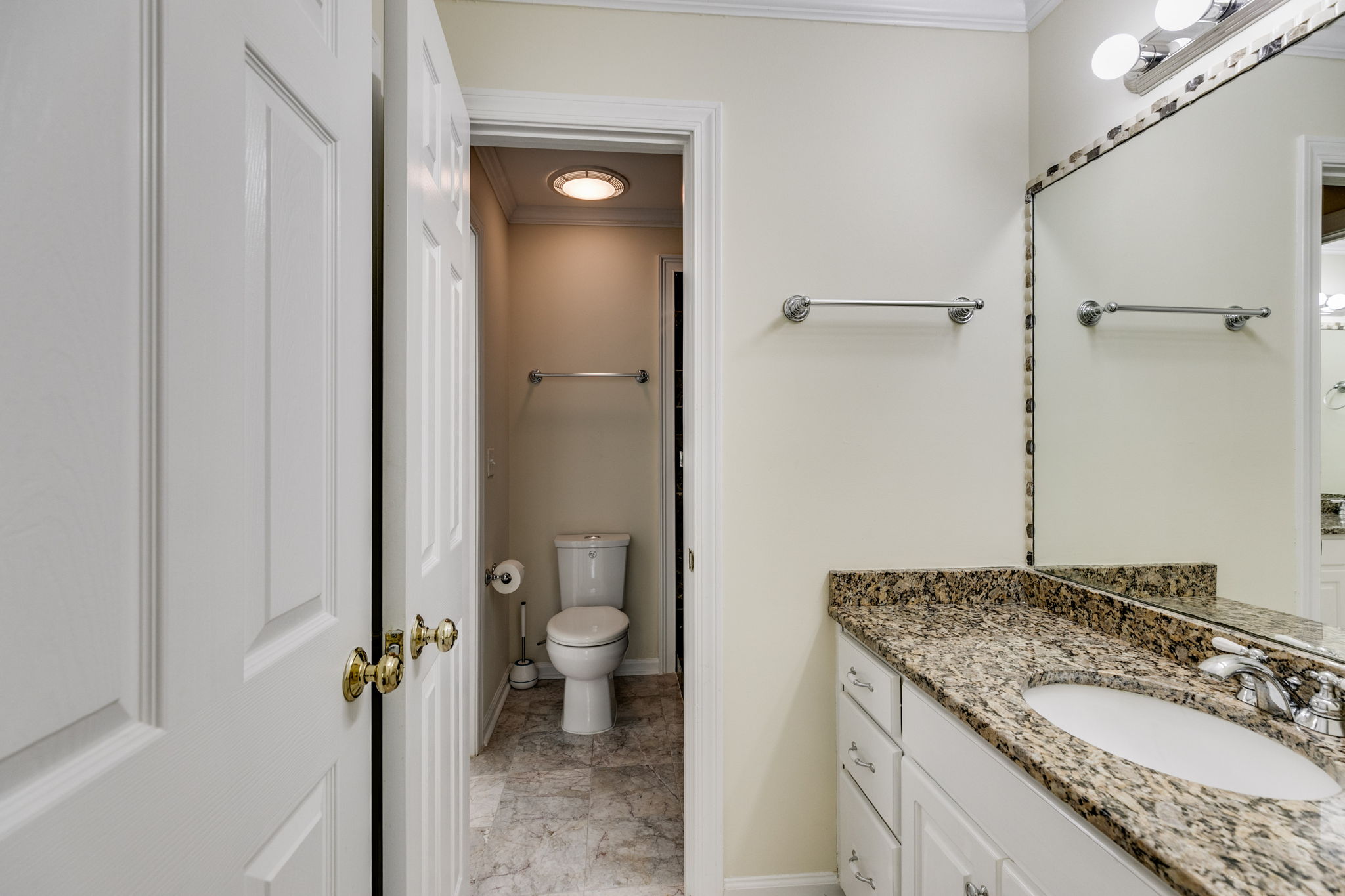 2nd Level Jack & Jill Bath