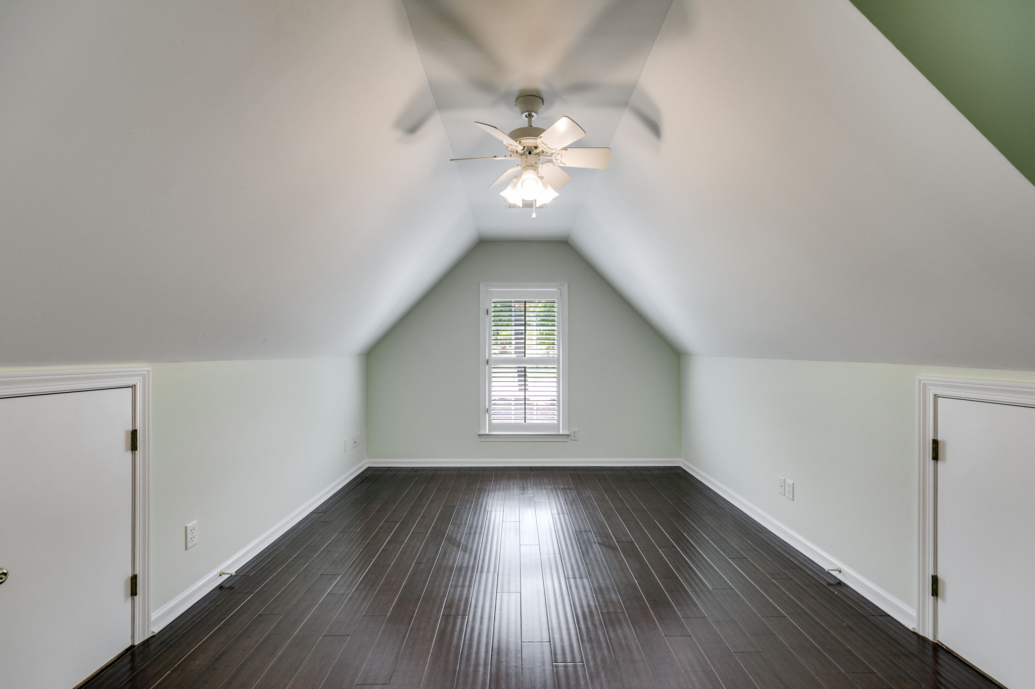 2nd Level Bedroom #6