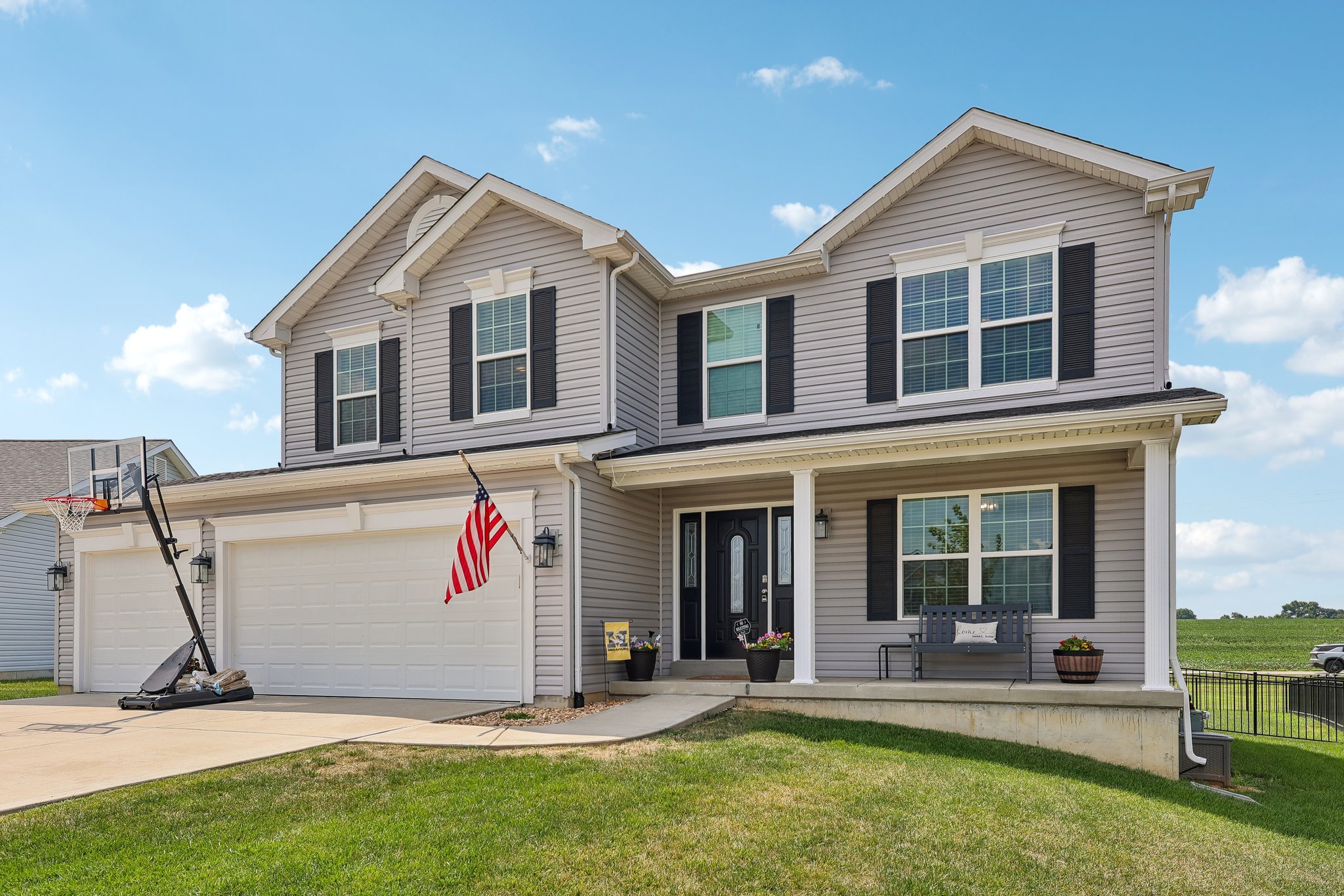 110 Riverfrost Ct-S2307-002.jpg