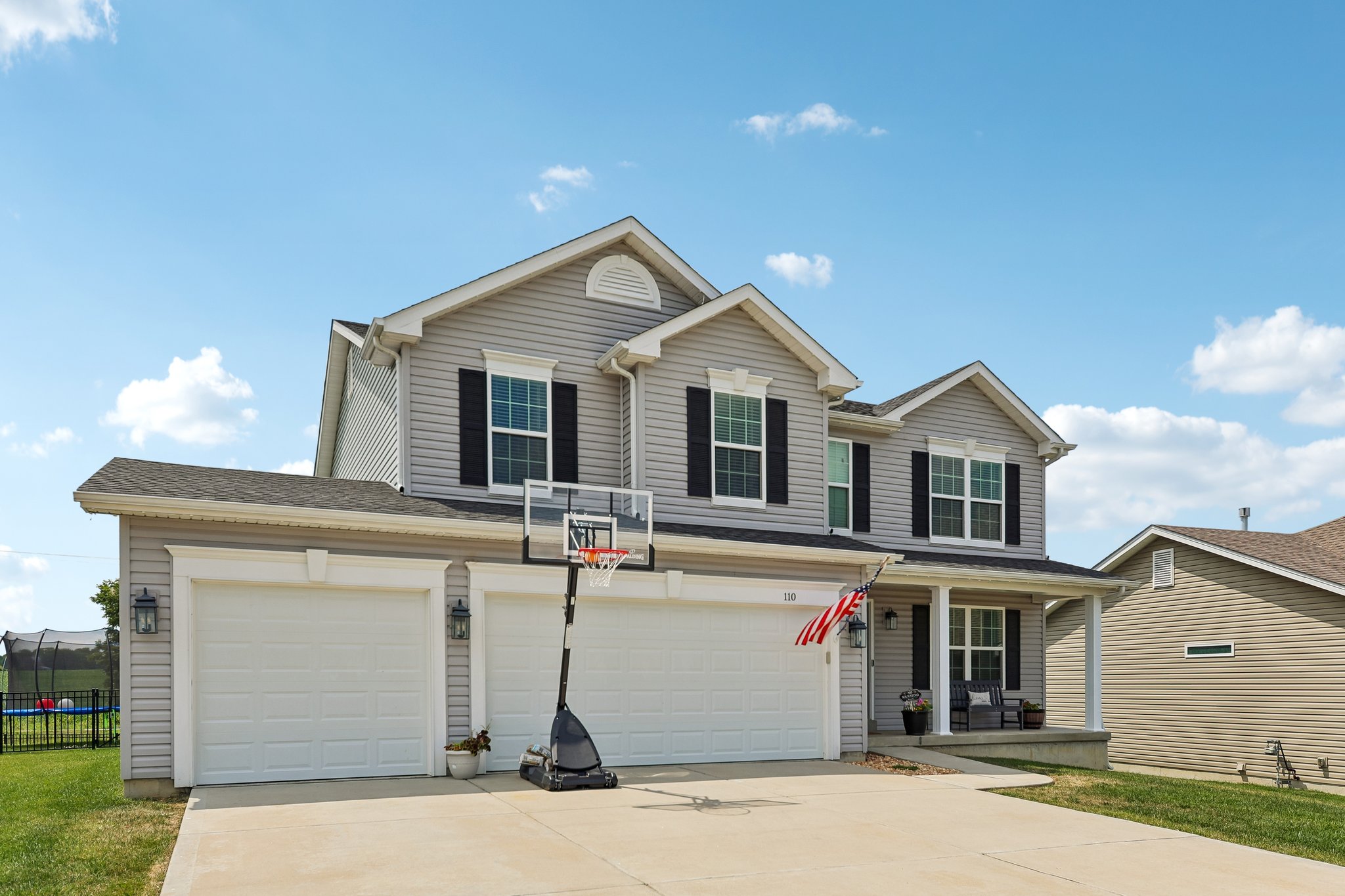 110 Riverfrost Ct-S2307-003.jpg