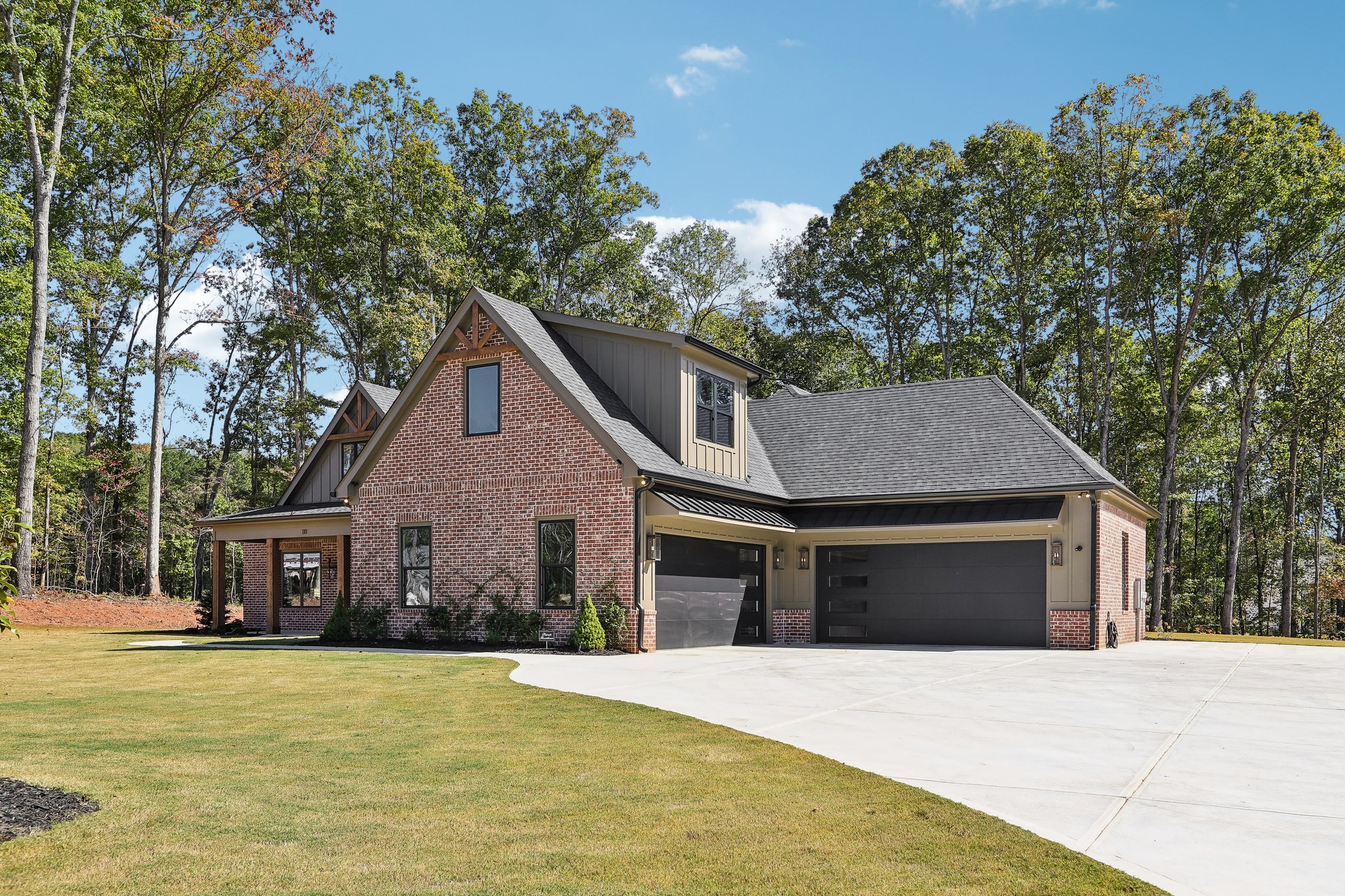 Ryder Circle-S2410-002.jpg