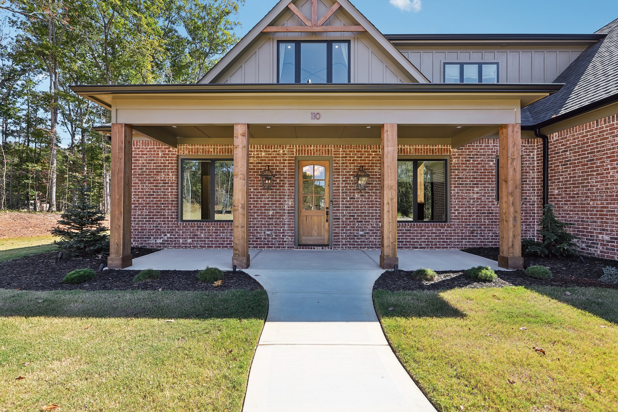 Ryder Circle-S2410-005.jpg