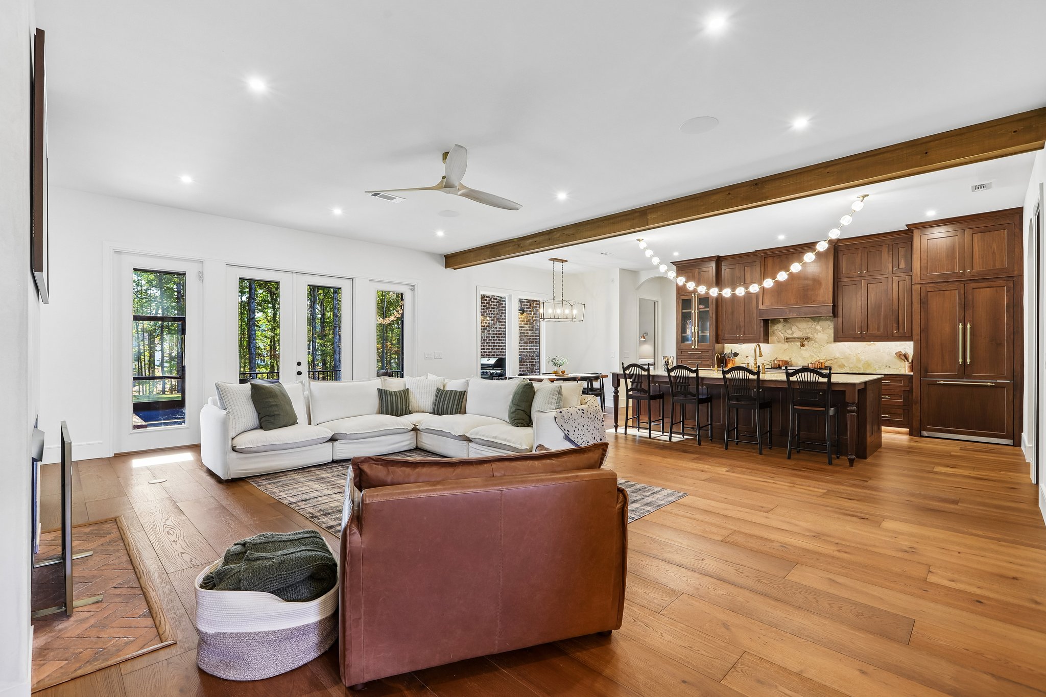 Ryder Circle-S2410-010.jpg