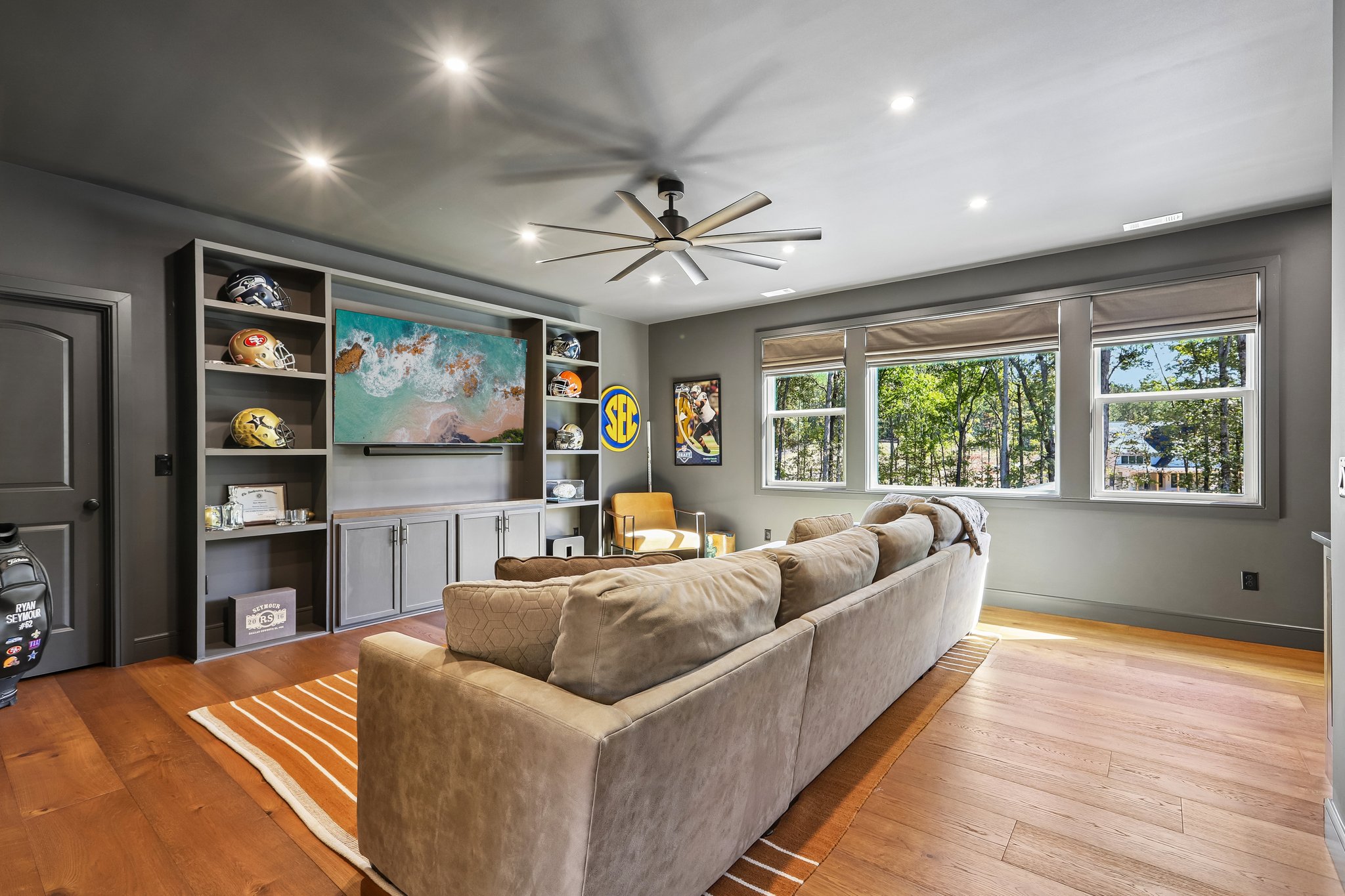 Ryder Circle-S2410-063.jpg