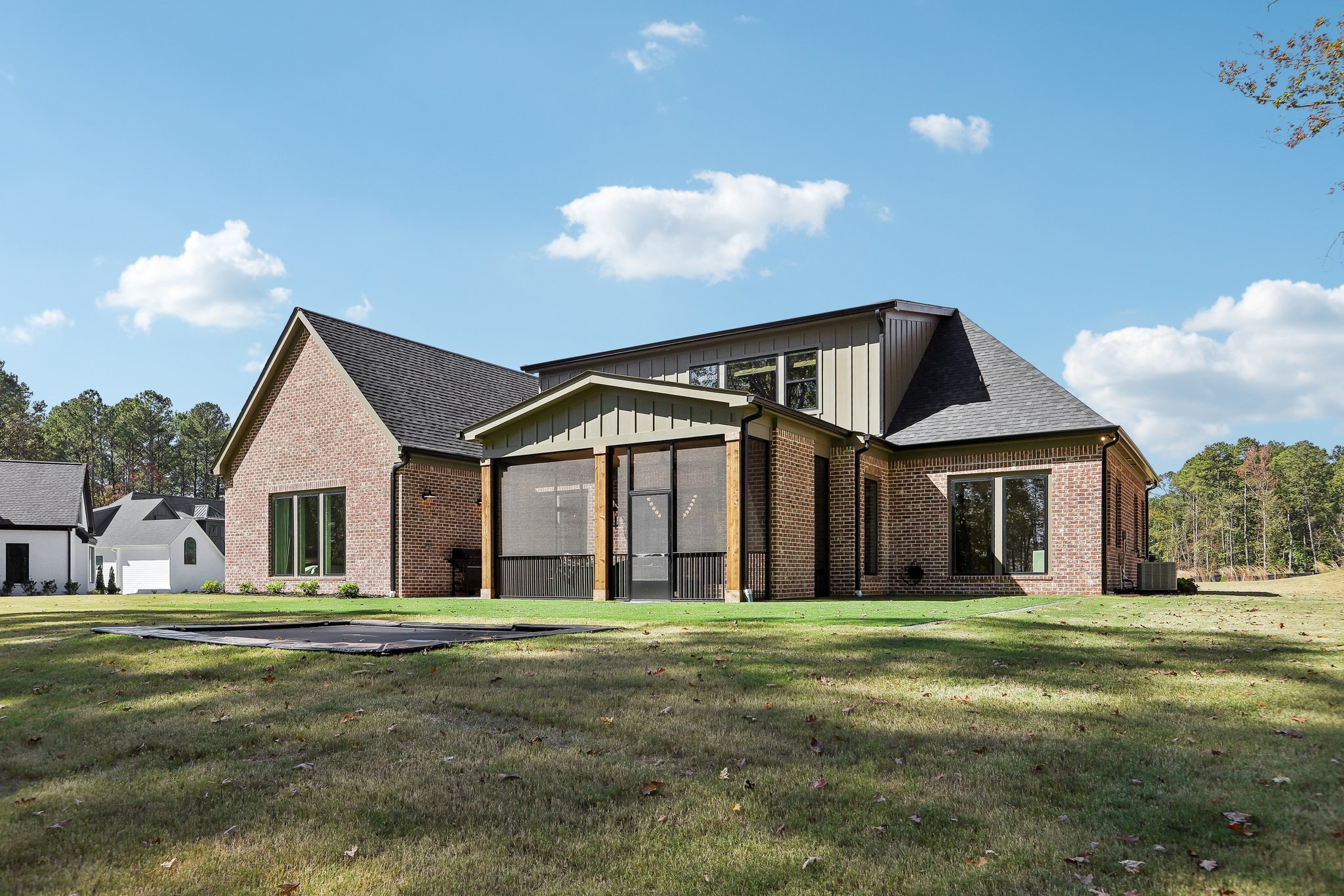 Ryder Circle-S2410-072.jpg