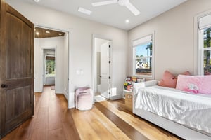 Ryder Circle-S2410-028.jpg