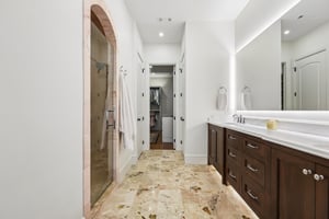 Ryder Circle-S2410-035.jpg