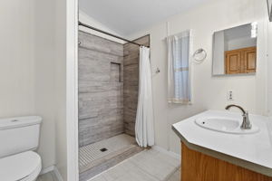  Photo 23