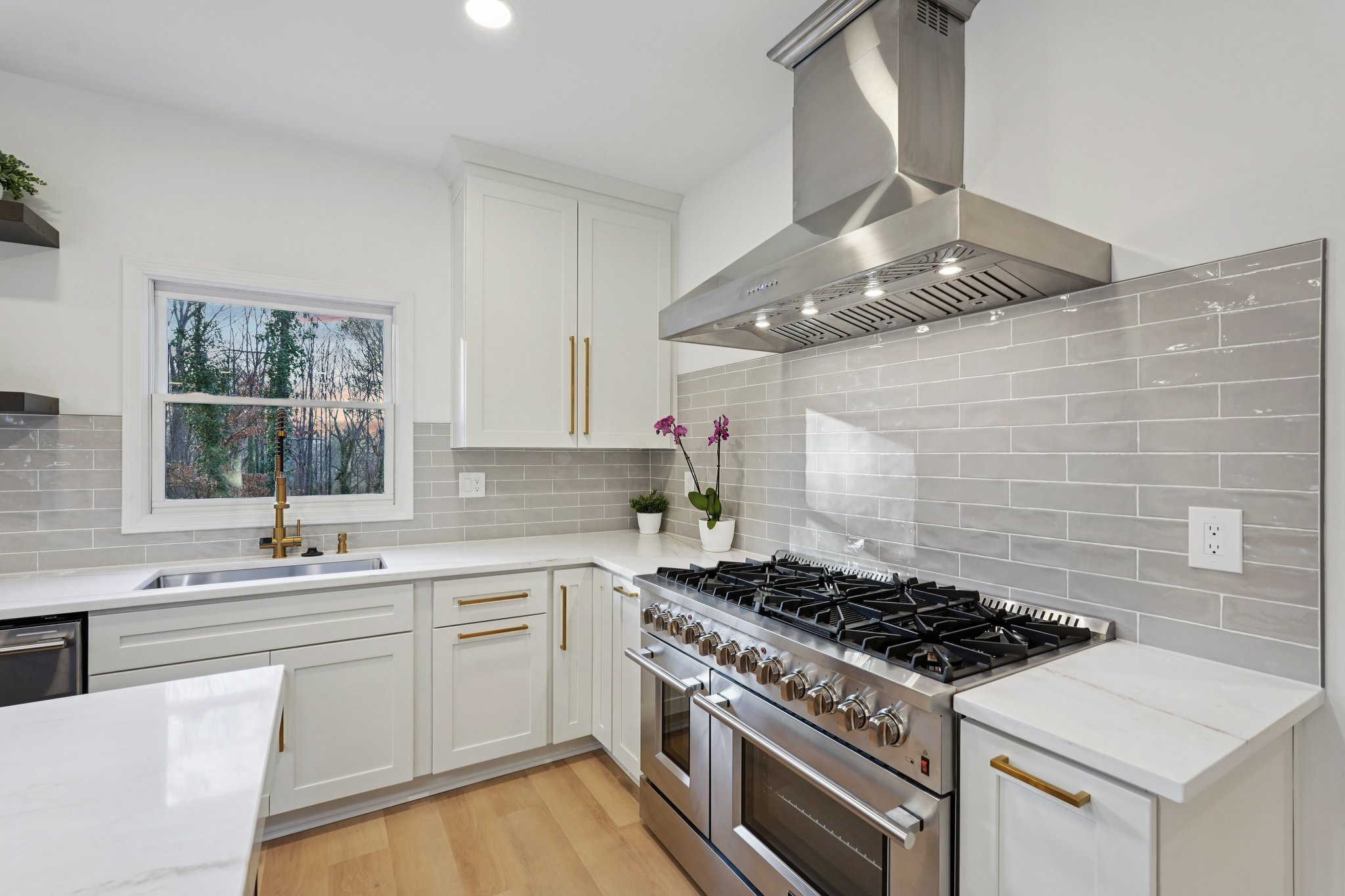 Vistacrest Way-L0601-029.jpg