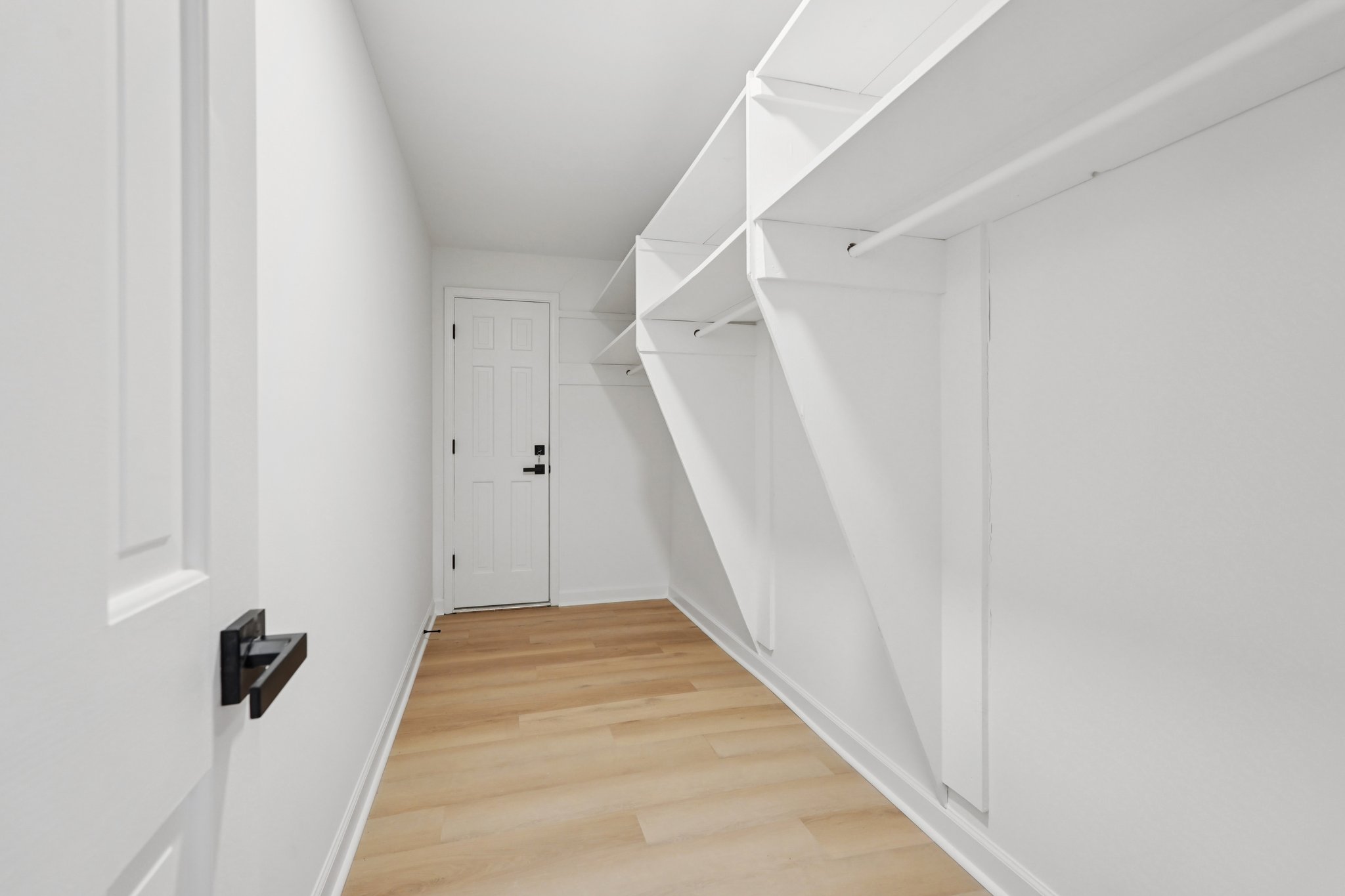 Vistacrest Way-L0601-049.jpg