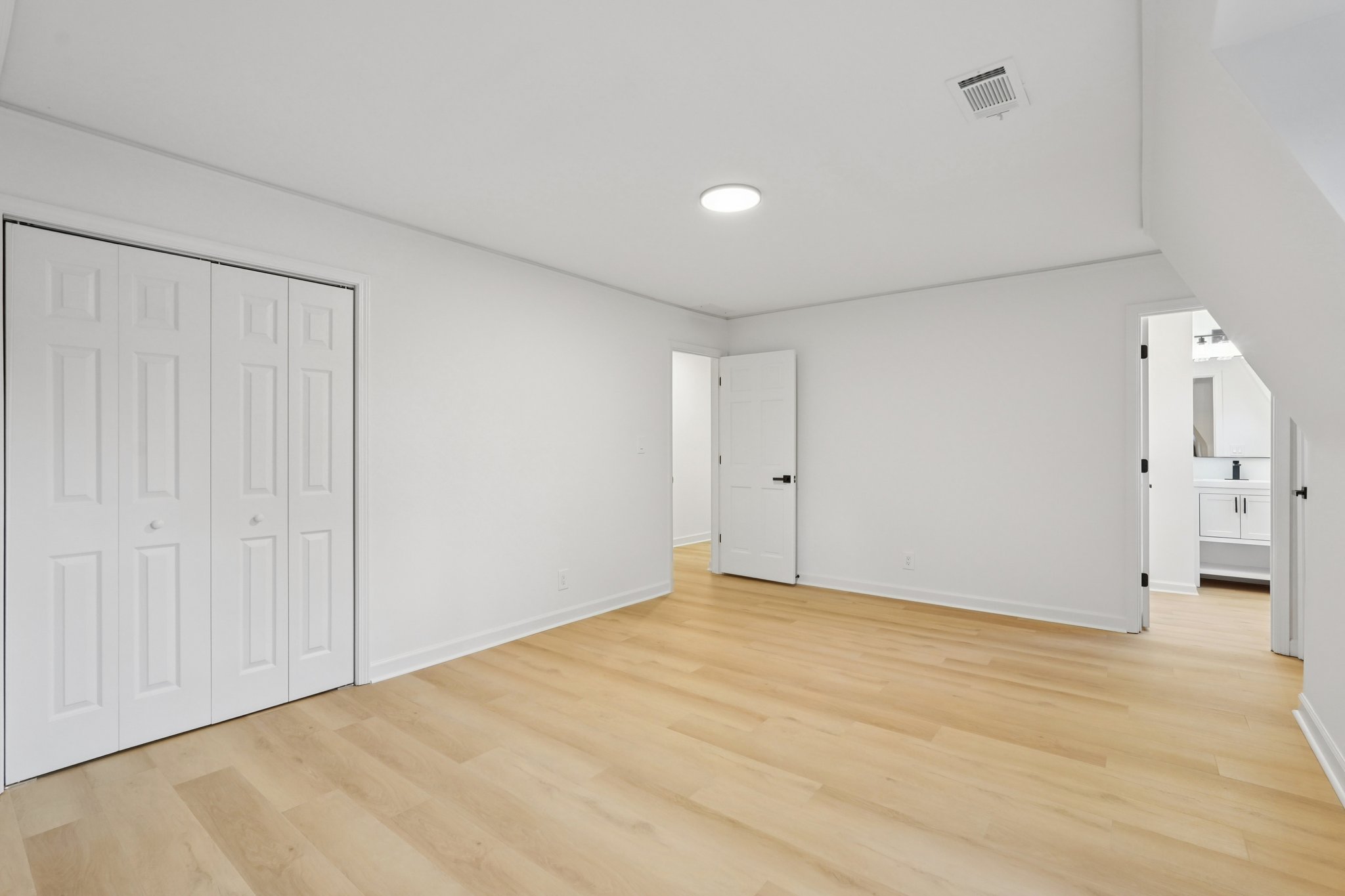 Vistacrest Way-L0601-056.jpg