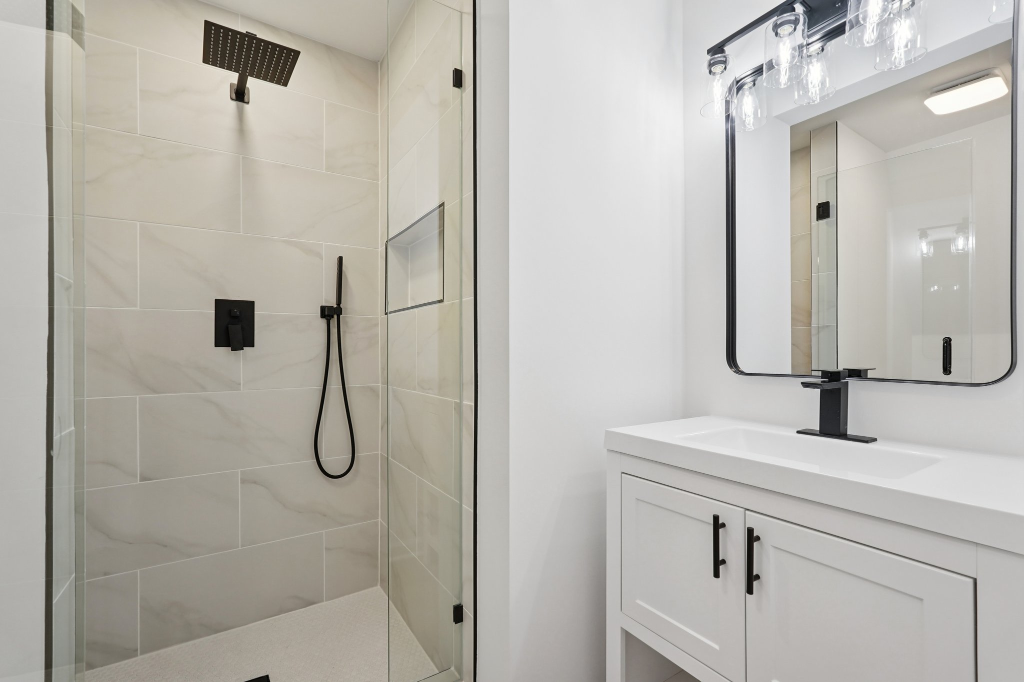 Vistacrest Way-L0601-068.jpg