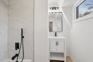 Vistacrest Way-L0601-077.jpg