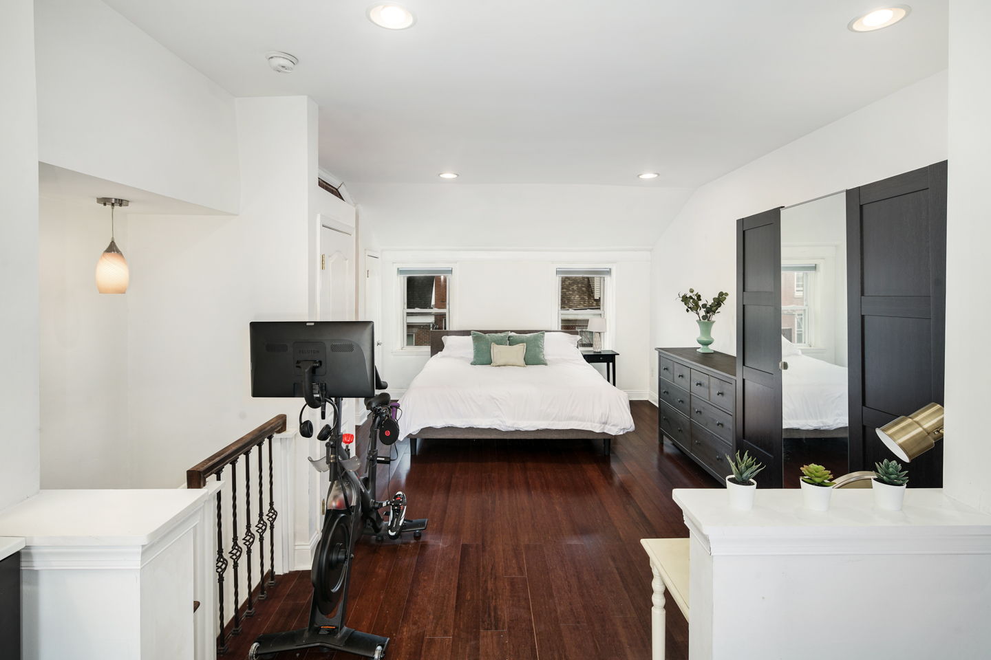  110 Wharton St, Philadelphia, PA 19147, US Photo 26