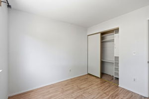 020_F8_110 Wildes Ct