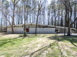 110 Woodland Dr, Cary, NC 27513, USA Photo 2