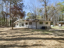 110 Woodland Dr, Cary, NC 27513, USA Photo 28