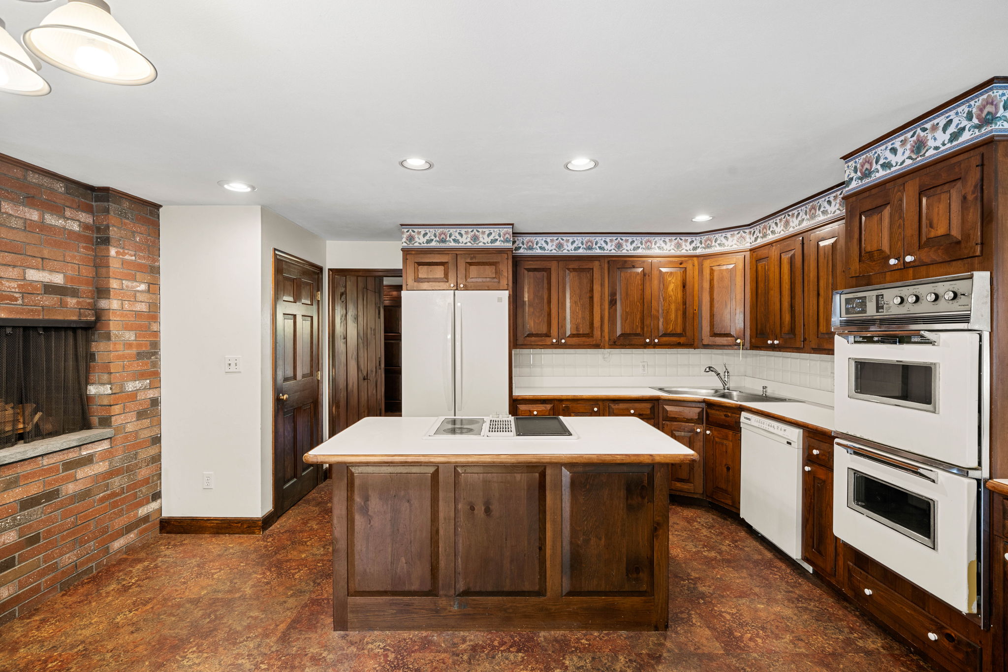 110 Woodland Rd, Hampton, NH 03842, USA Photo 9
