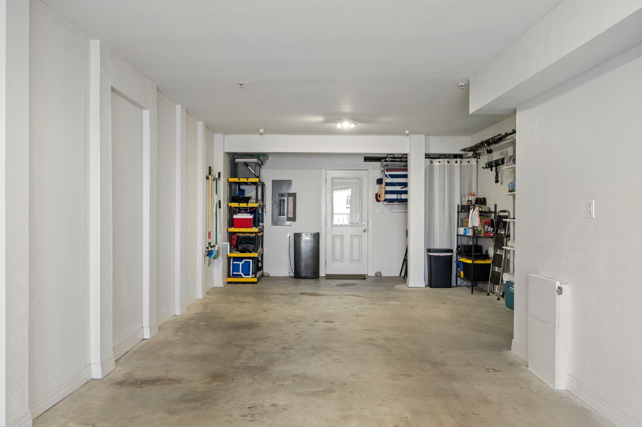 1100-A-Cambridge-Rd-Garage