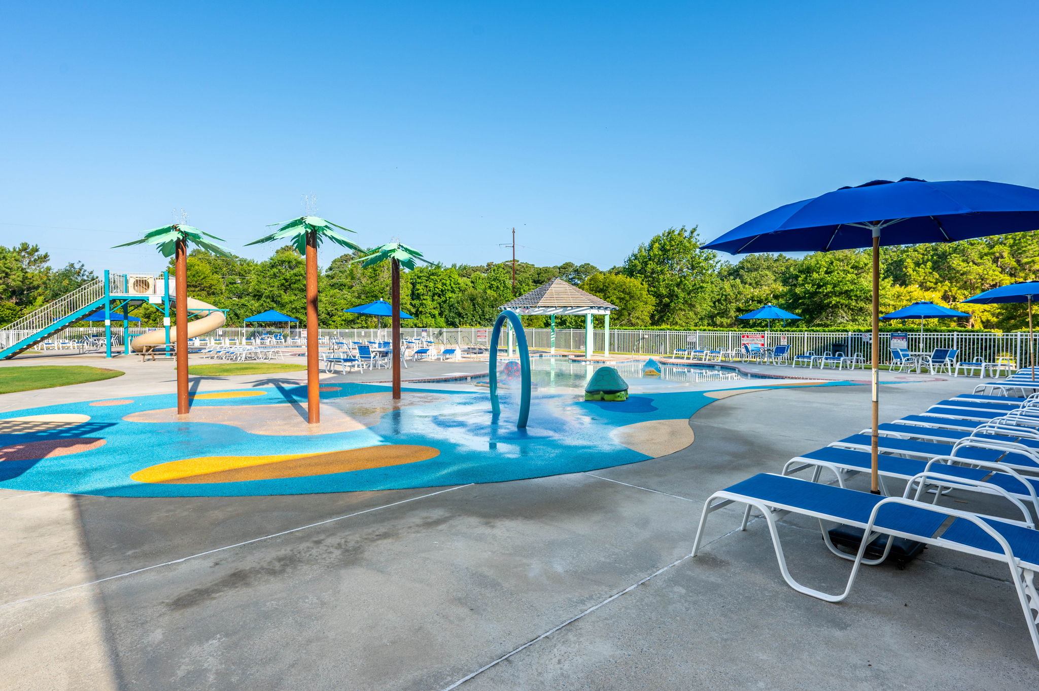 Bermuda-Bay-Community-Pool