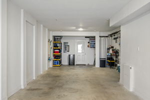 1100-A-Cambridge-Rd-Garage