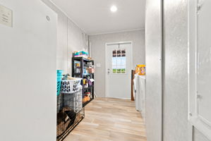  Photo 31