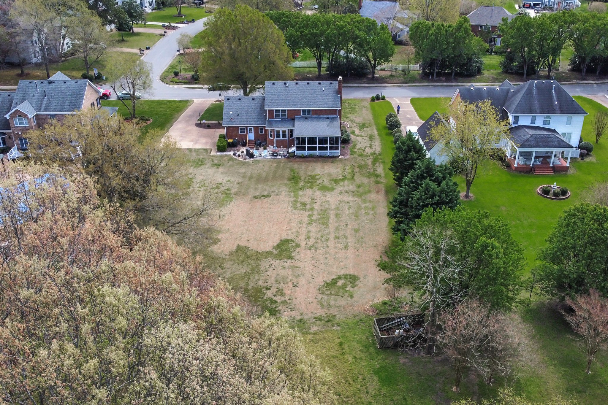 13199 Poor House Rd, Windsor, VA 23487, USA Photo 6