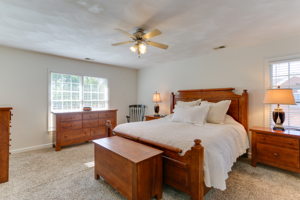13199 Poor House Rd, Windsor, VA 23487, USA Photo 34