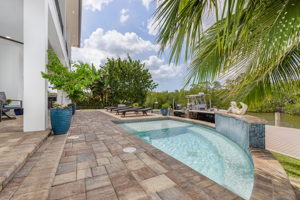 1100 Holiday Ln, Naples, FL 34104, USA Photo 38