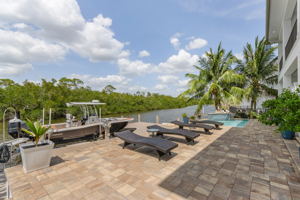 1100 Holiday Ln, Naples, FL 34104, USA Photo 40