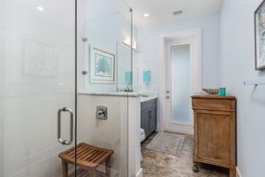 1100 Holiday Ln, Naples, FL 34104, USA Photo 7