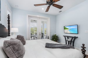 1100 Holiday Ln, Naples, FL 34104, USA Photo 11