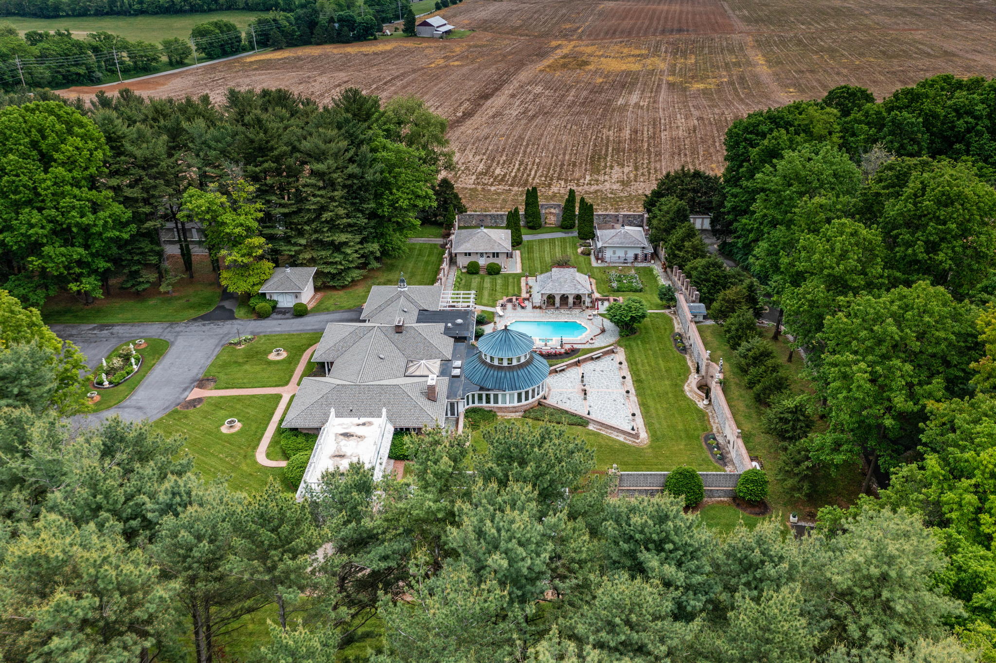 1200 Keyes Ferry Rd, Charles Town, WV 25414, USA Photo 17