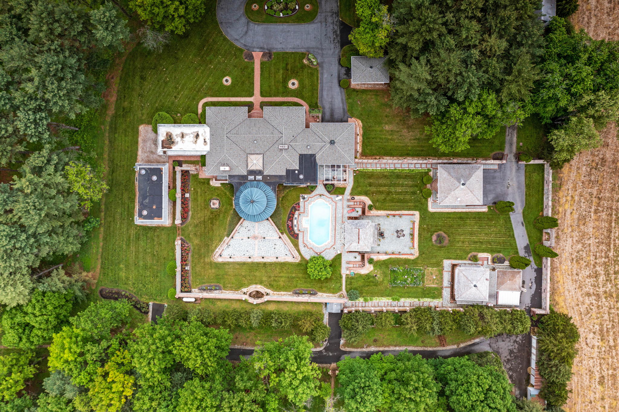 1200 Keyes Ferry Rd, Charles Town, WV 25414, USA Photo 13