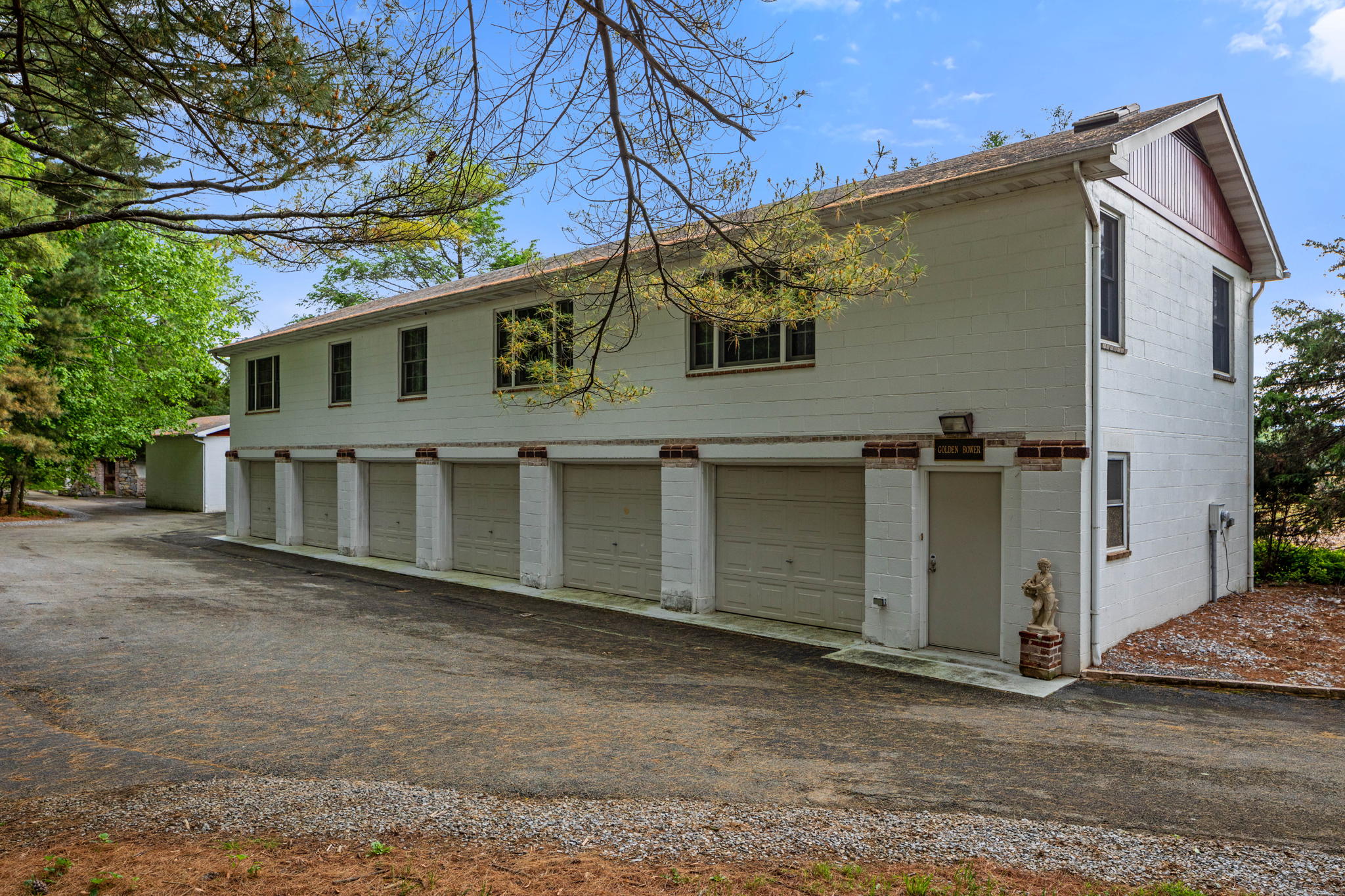 1200 Keyes Ferry Rd, Charles Town, WV 25414, USA Photo 27