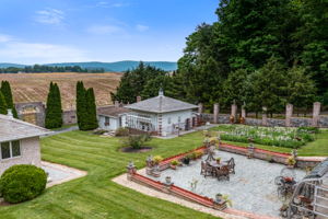 1200 Keyes Ferry Rd, Charles Town, WV 25414, USA Photo 17