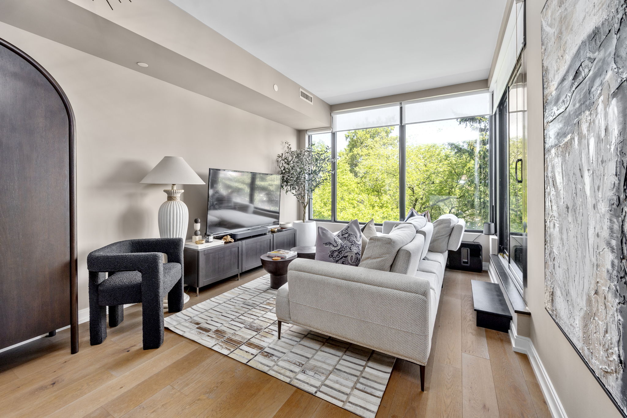 Toronto property showcase — delivered property photograph 9