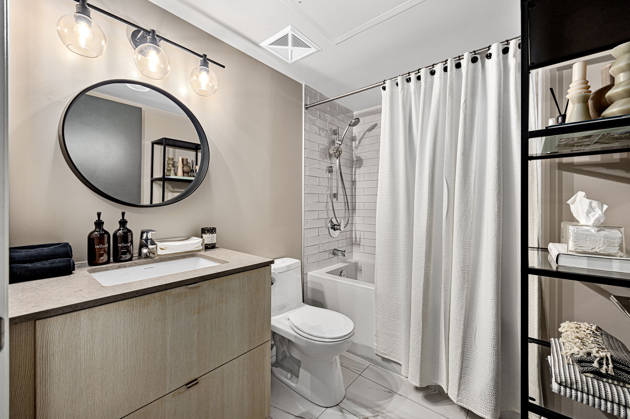 Toronto property showcase — delivered property photograph 19
