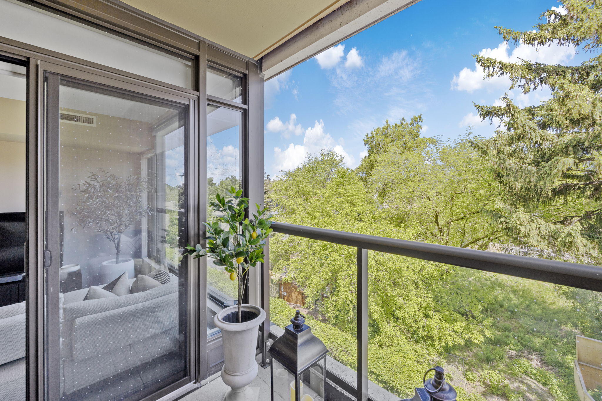 Toronto property showcase — delivered property photograph 24