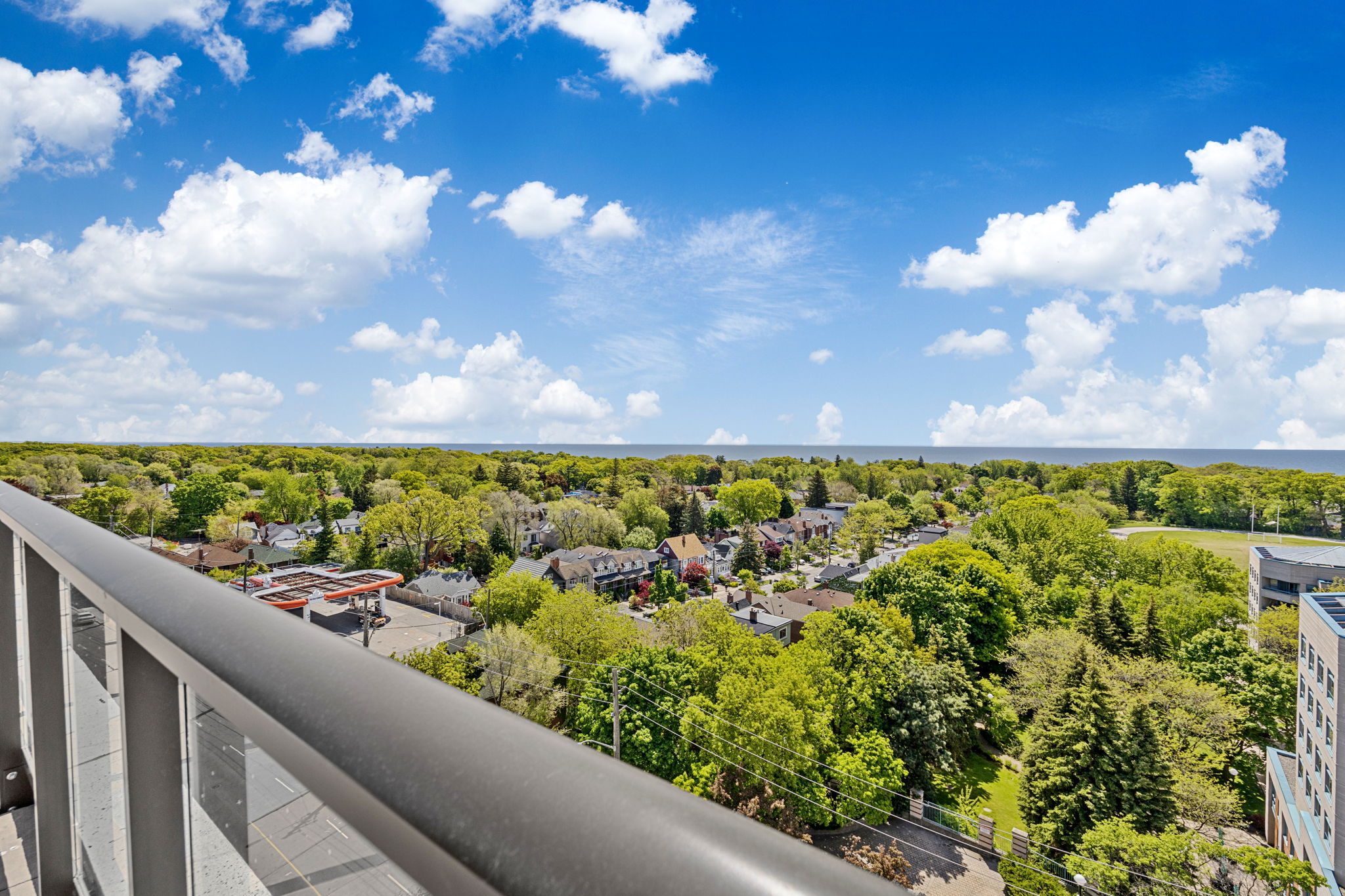 Toronto property showcase — delivered property photograph 36