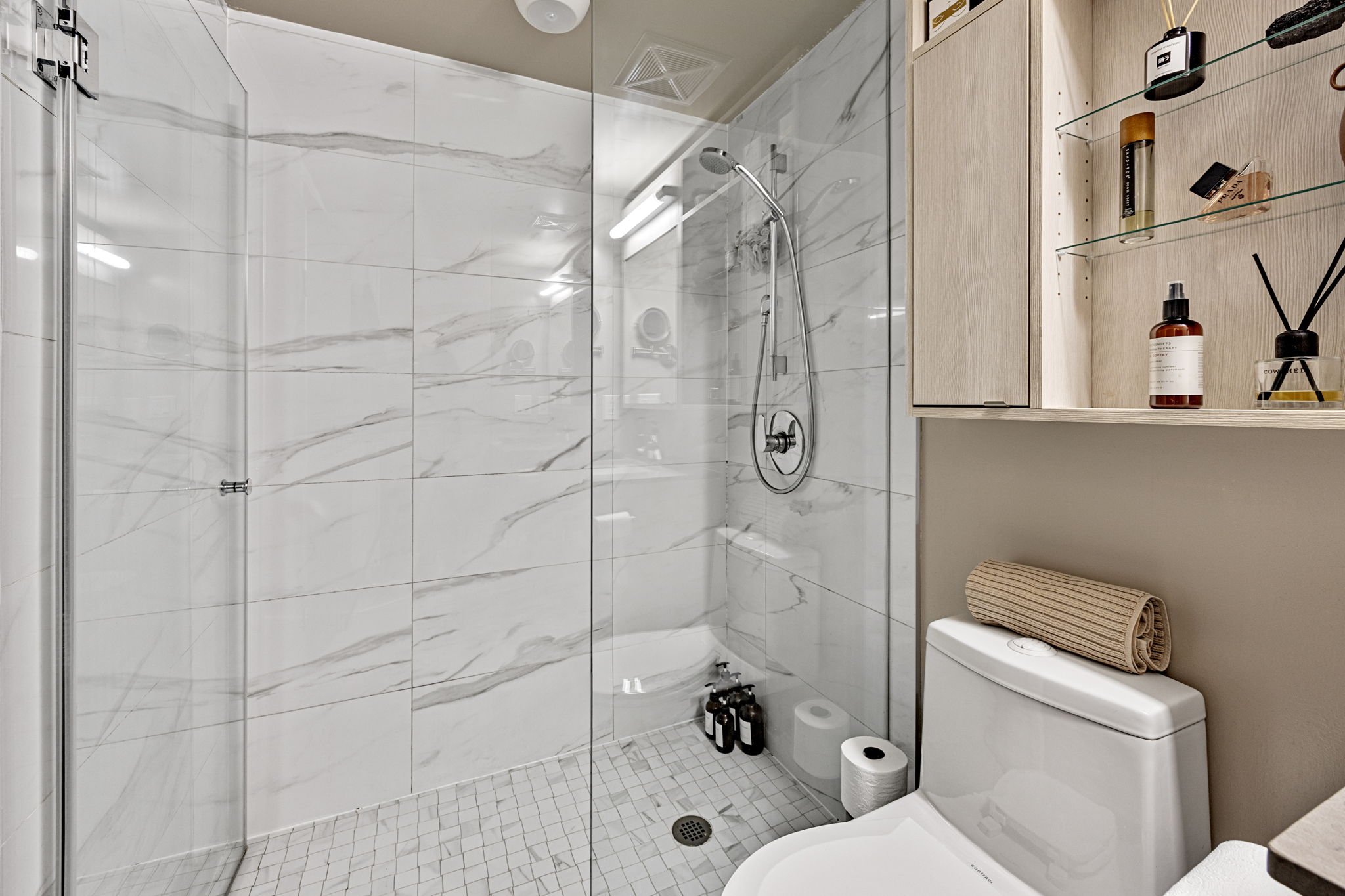 Toronto property showcase — delivered property photograph 16