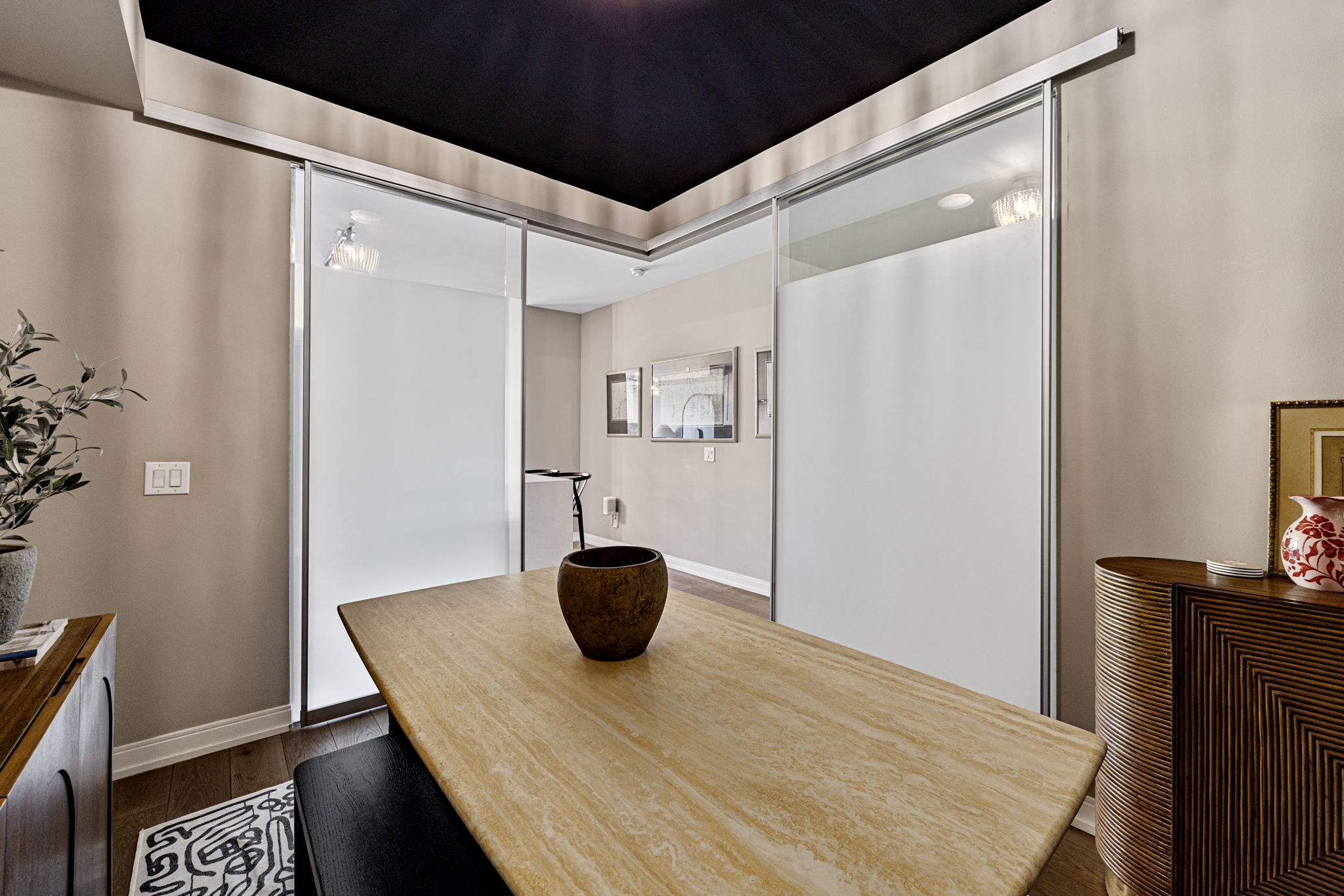Toronto property showcase — delivered property photograph 18