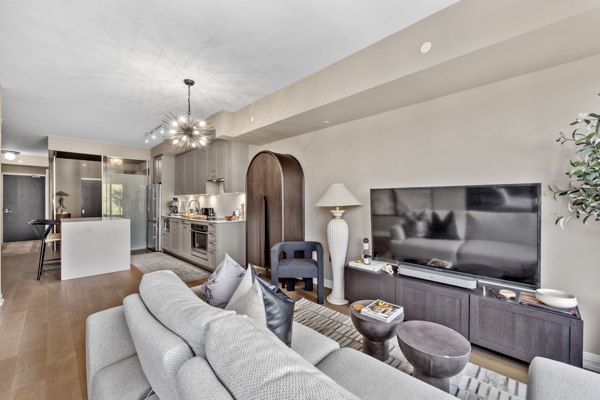 Toronto property showcase — delivered property photograph 10