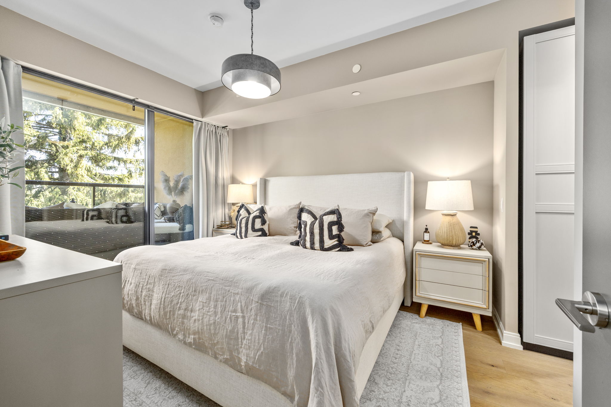 Toronto property showcase — delivered property photograph 11