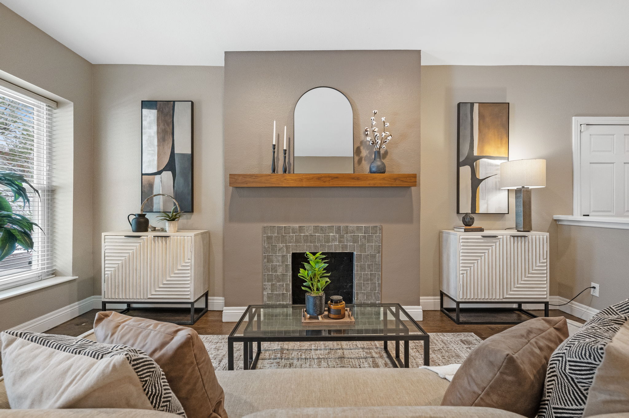 Beautiful living room, fresh paint throughout