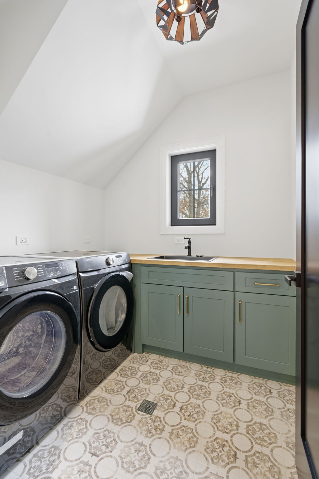 1100 Louis - reshoot_CHP2025_007