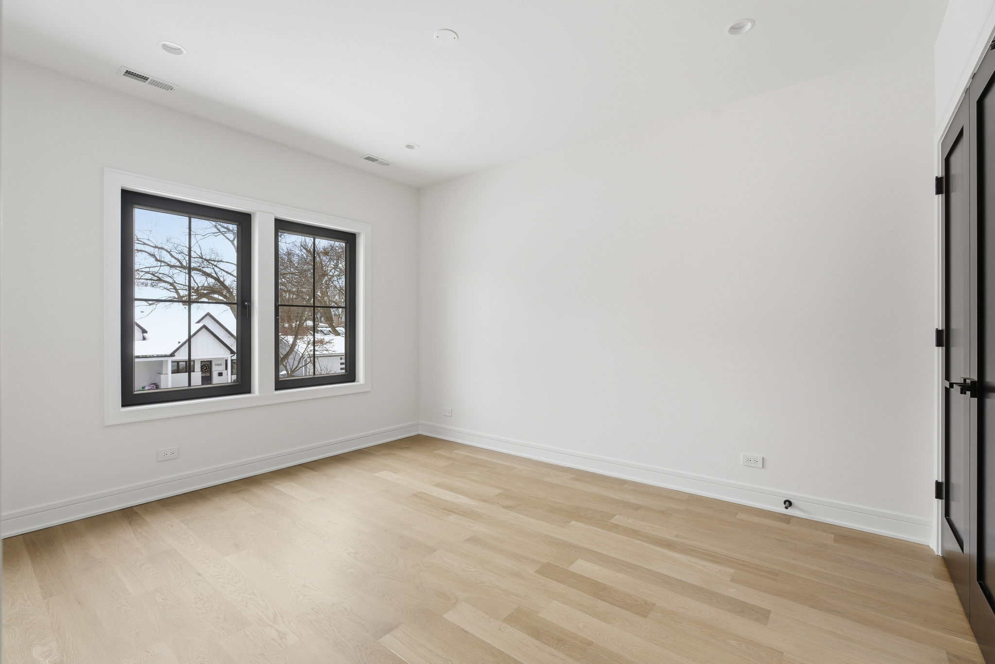 1100 Louis - reshoot_CHP2025_008