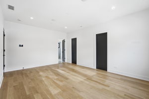 1100 Louis - reshoot_CHP2025_026