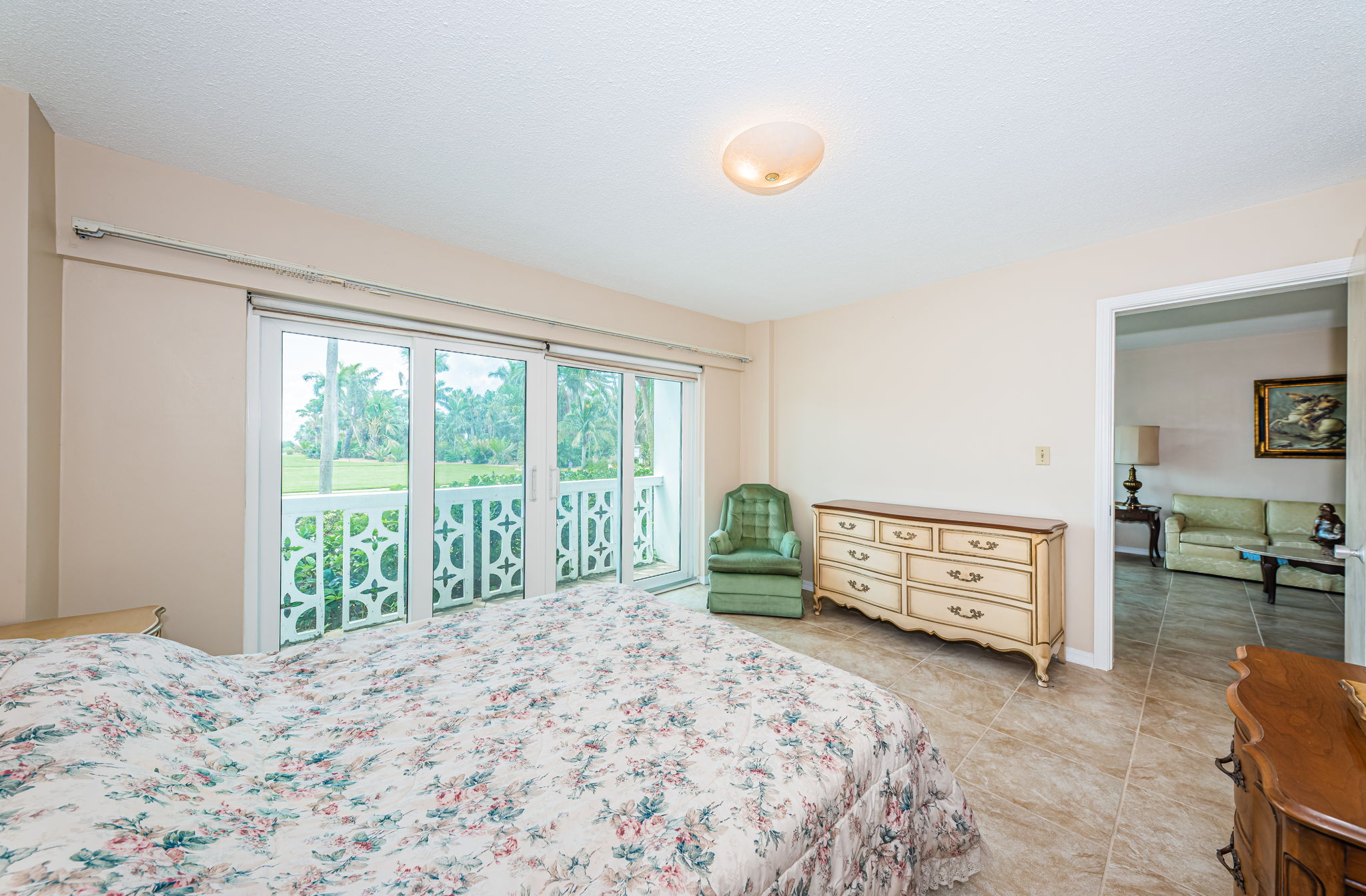 Primary Bedroom 1b-2