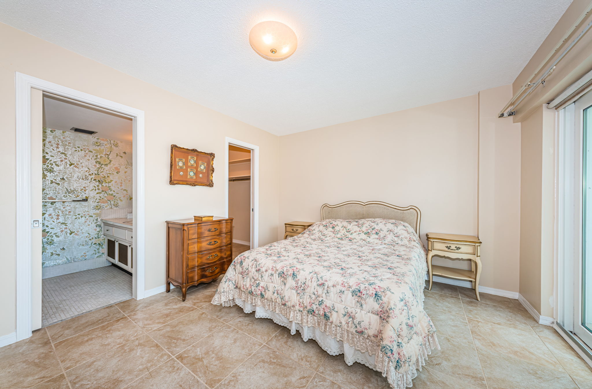 Primary Bedroom 1c-2